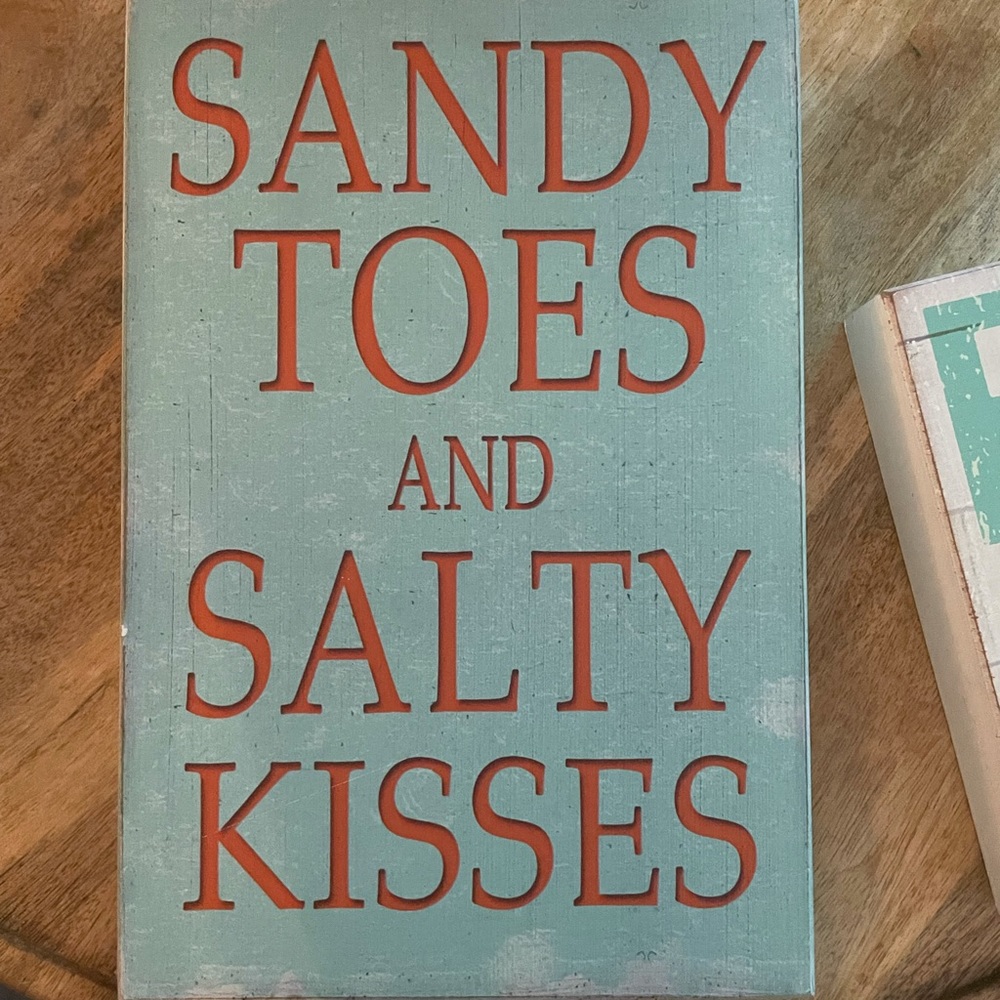 2 Beach style plaques both are 12x8. NWT